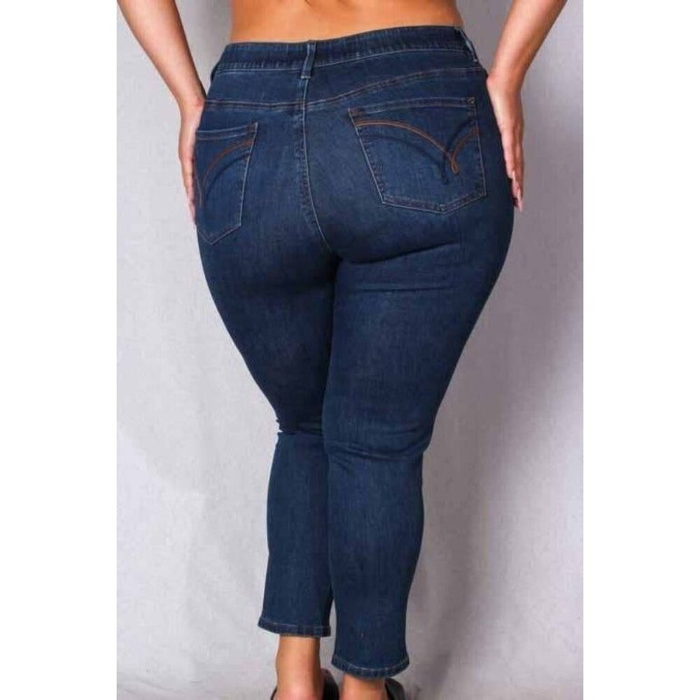 Womens Plus Mid Rise Skinny Leg Denim Jeans Size 18 - Picture 9 of 9